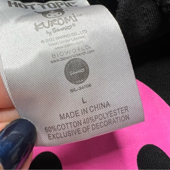 Hot Topic Sanrio Kuromi 3D Ears Pullover Hoodie in Black Pink White - Picture 7 of 8